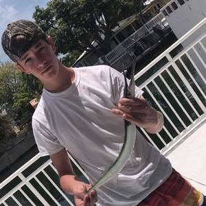 Meet your Posher, Chase